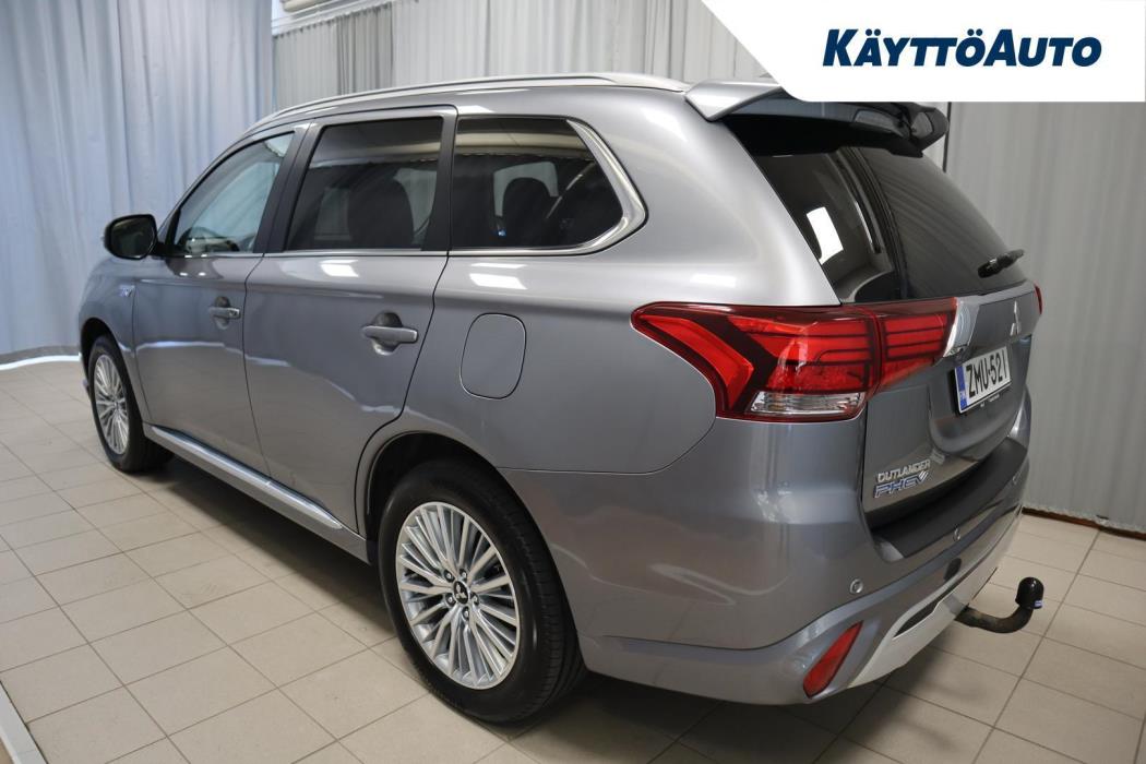 MITSUBISHI Outlander PHEV 2021
