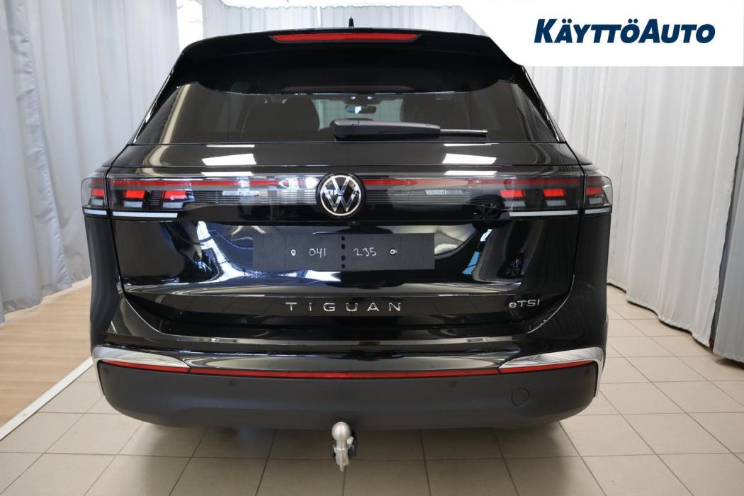 VOLKSWAGEN Tiguan 2026