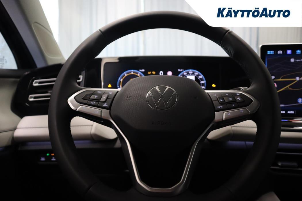 VOLKSWAGEN Tiguan 2026