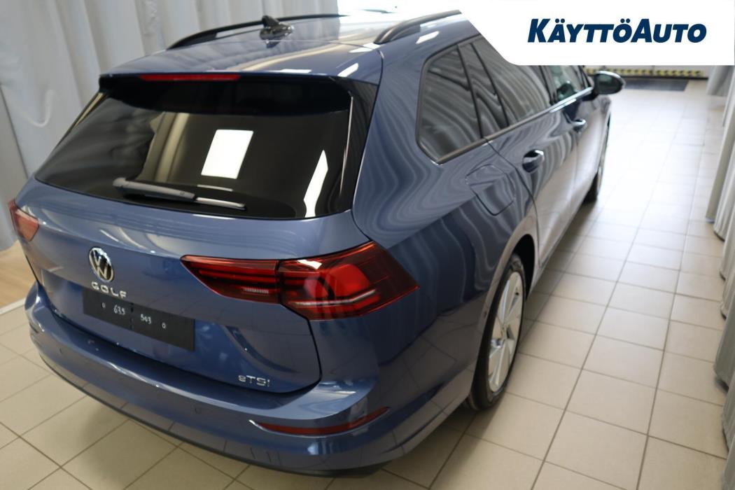 VOLKSWAGEN Golf 2026