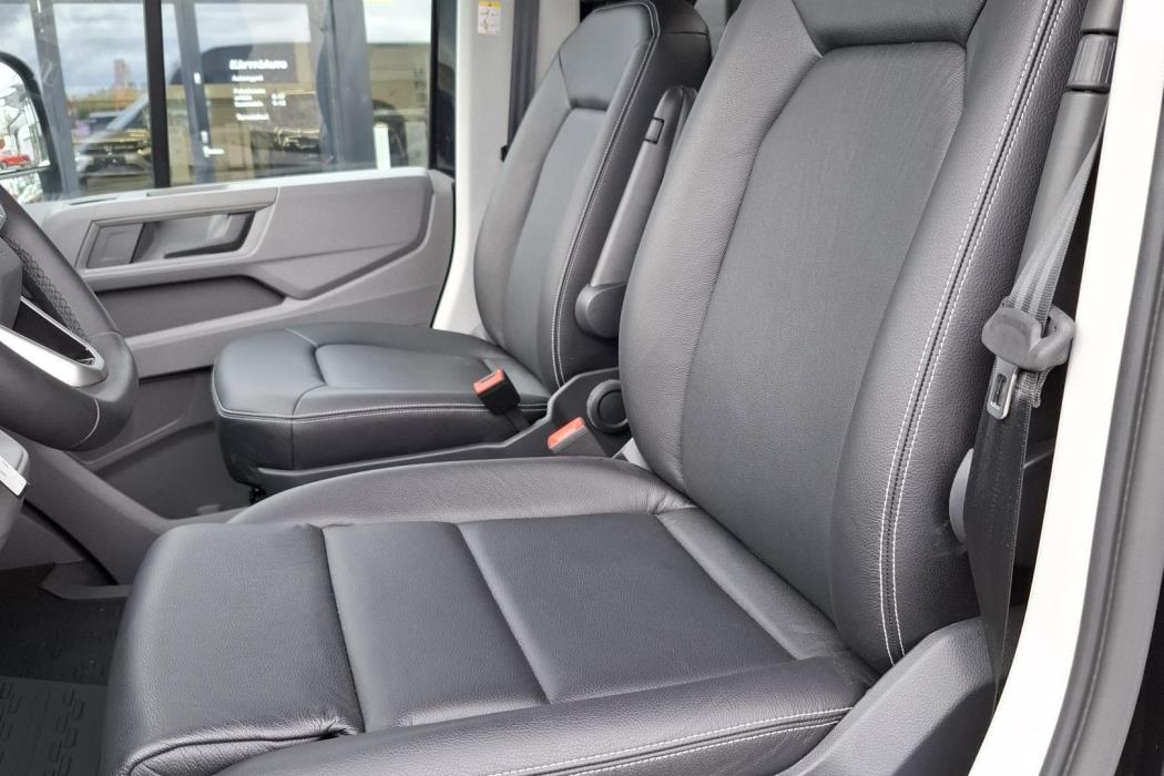 VOLKSWAGEN Crafter 2026