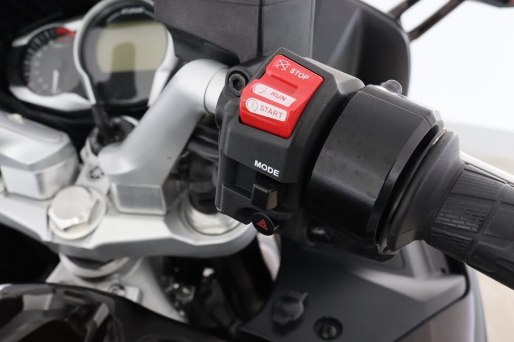 YAMAHA FJR 2015