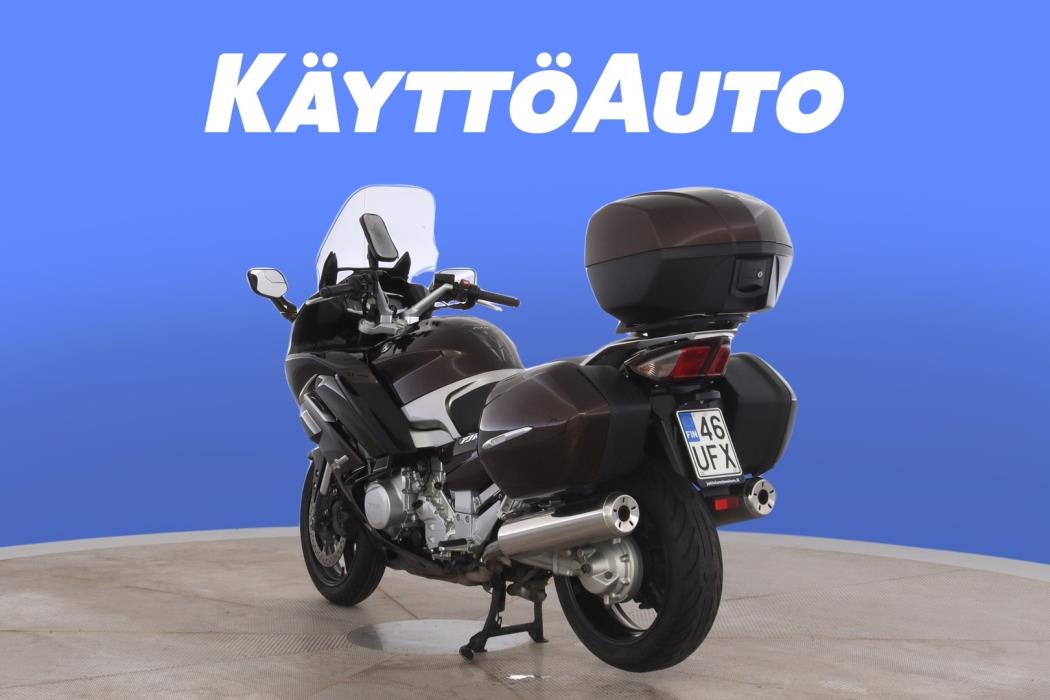 YAMAHA FJR 2015