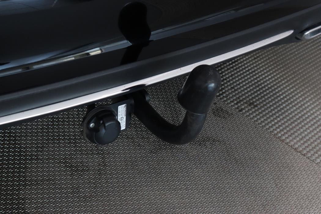 MERCEDES-BENZ A 2020