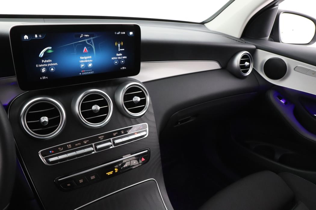 MERCEDES-BENZ GLC 2022