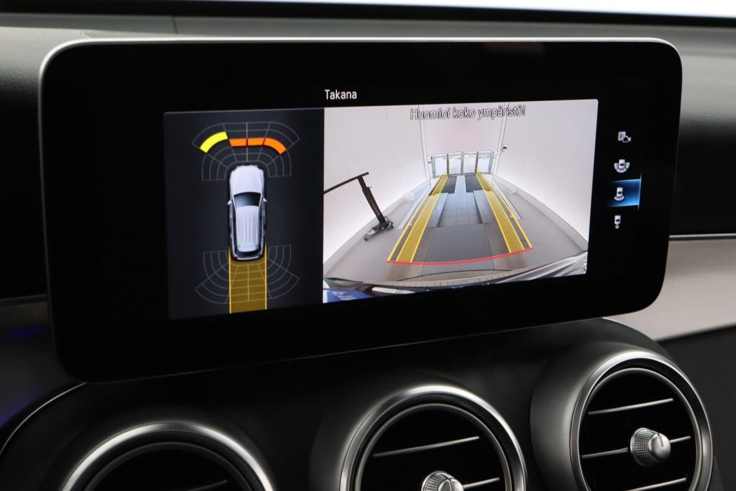 MERCEDES-BENZ GLC 2022