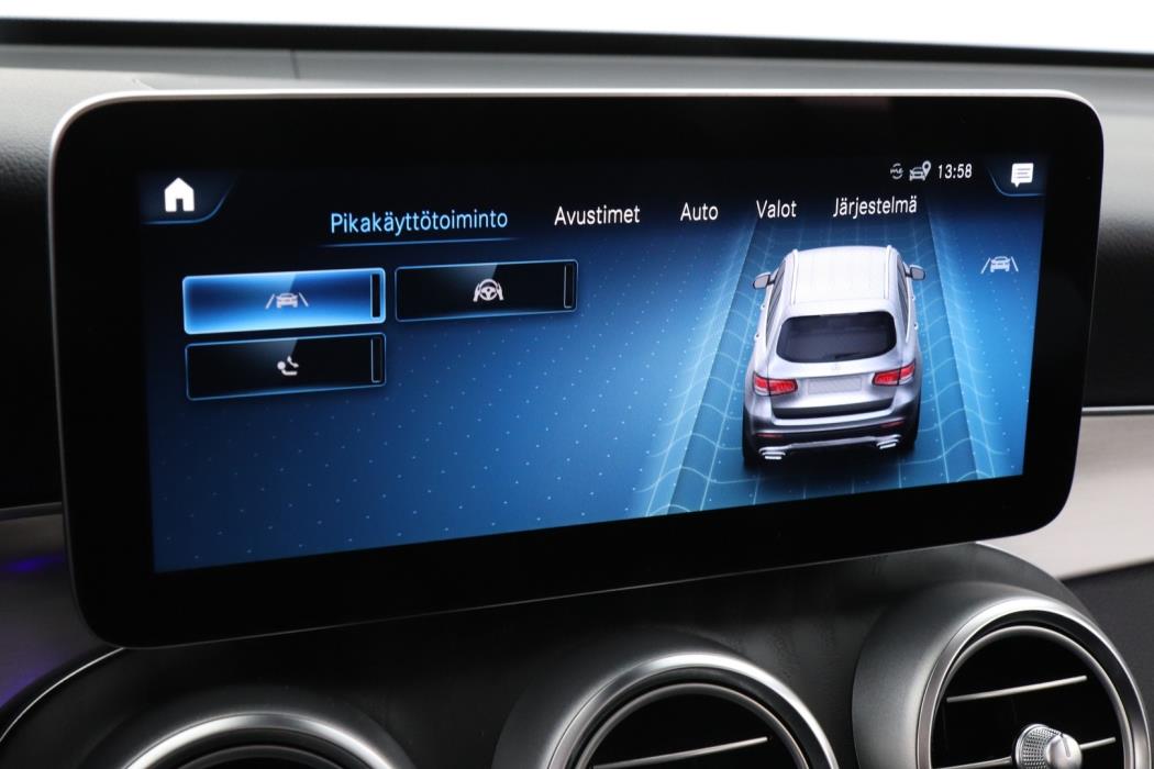 MERCEDES-BENZ GLC 2022