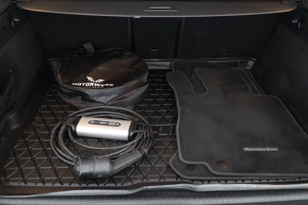 MERCEDES-BENZ GLC 2022