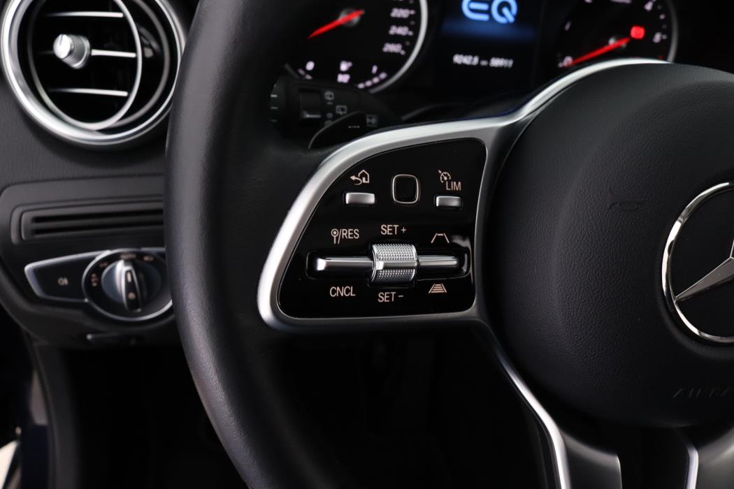 MERCEDES-BENZ GLC 2022