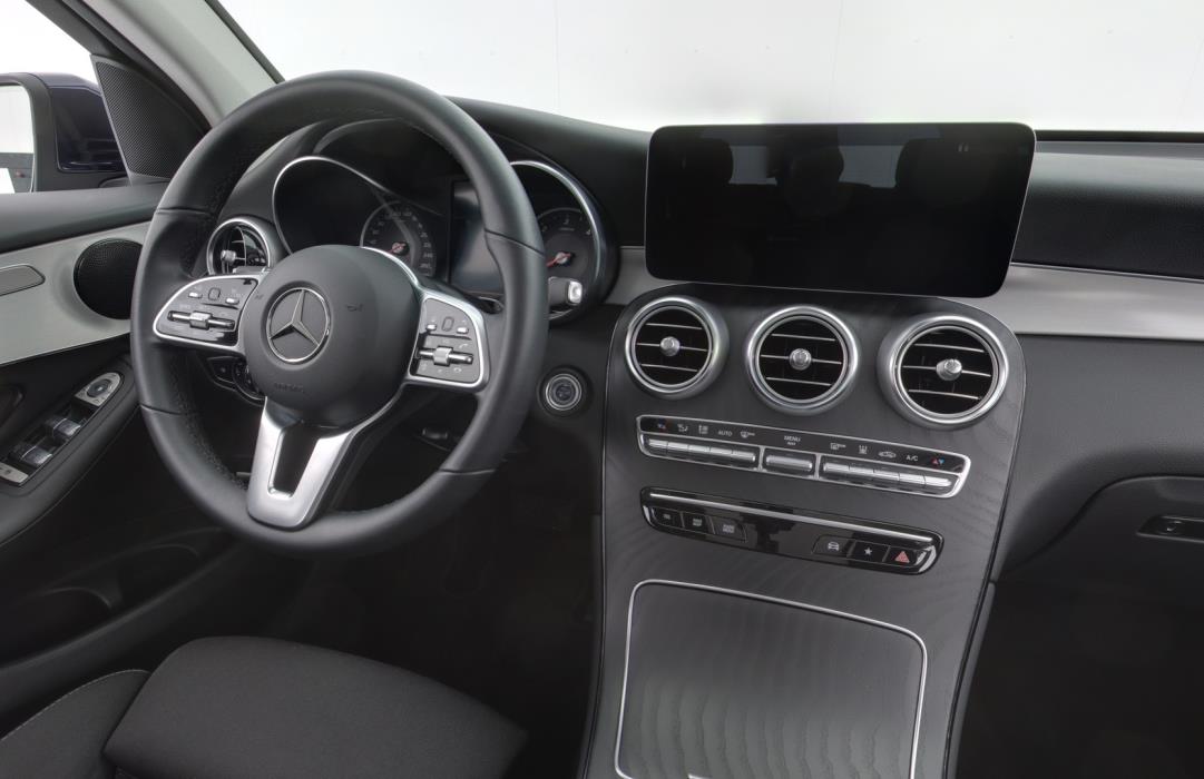 MERCEDES-BENZ GLC 2022