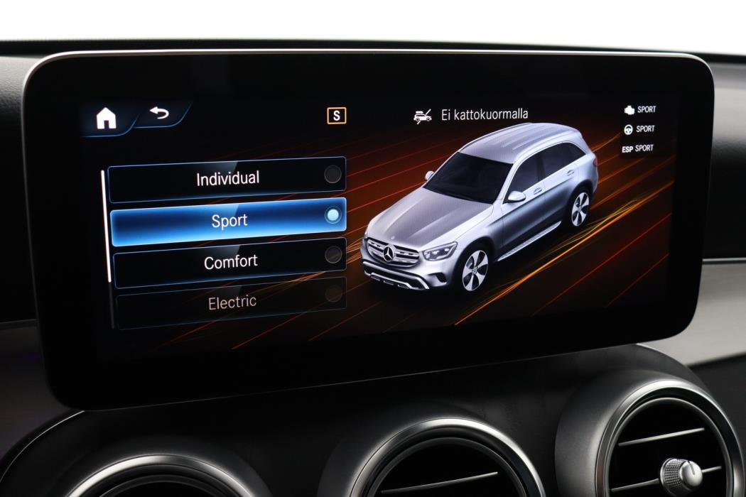 MERCEDES-BENZ GLC 2022