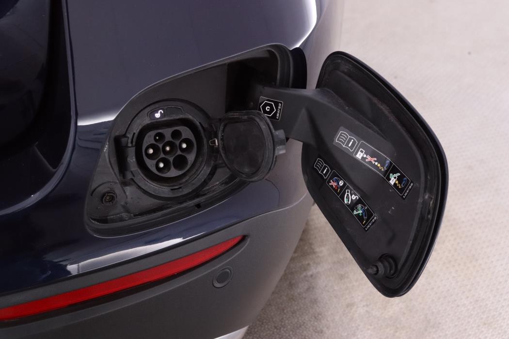 MERCEDES-BENZ GLC 2022