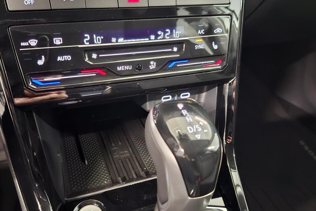 VOLKSWAGEN T-Cross 2026