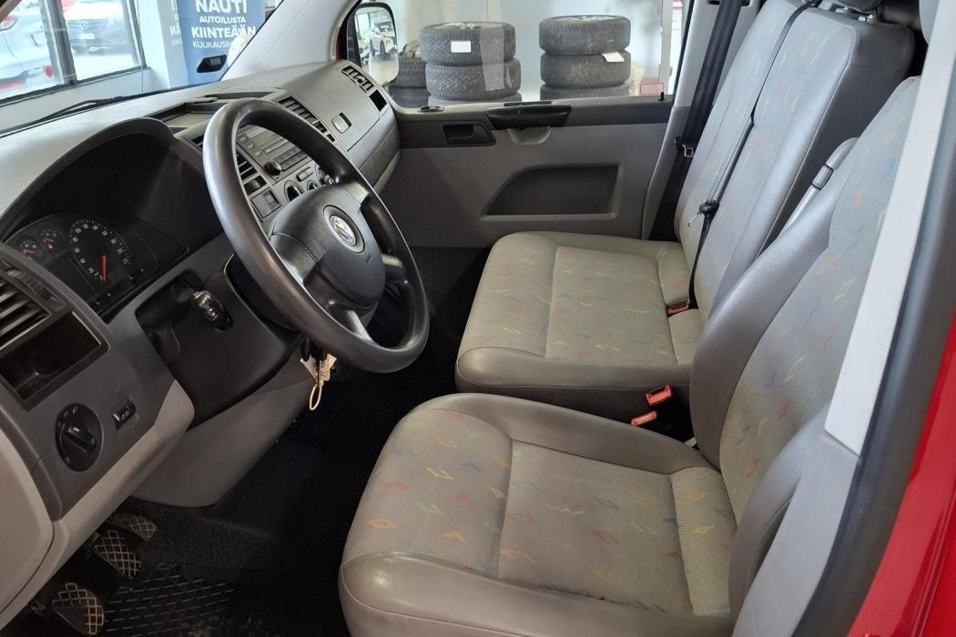 VOLKSWAGEN Transporter 2009
