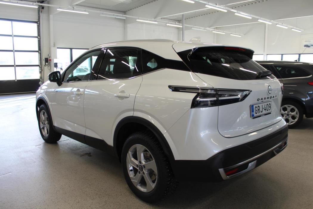 NISSAN Qashqai 2025