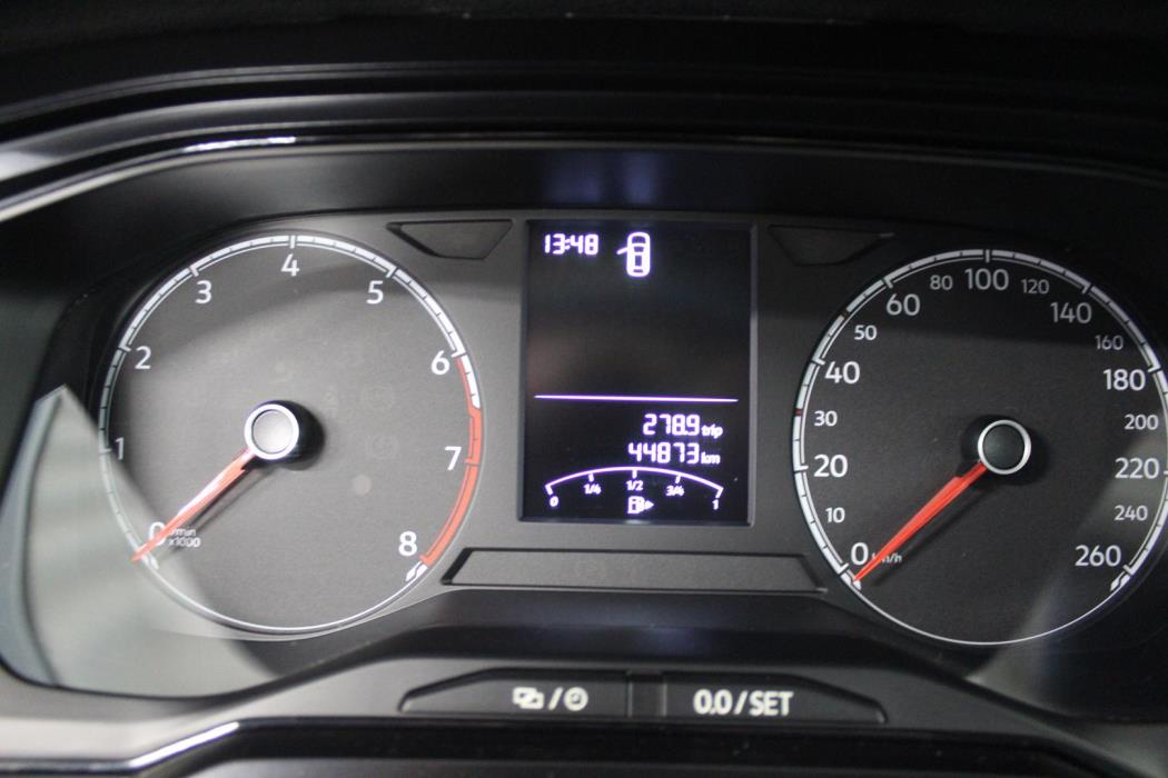 VOLKSWAGEN Polo 2021