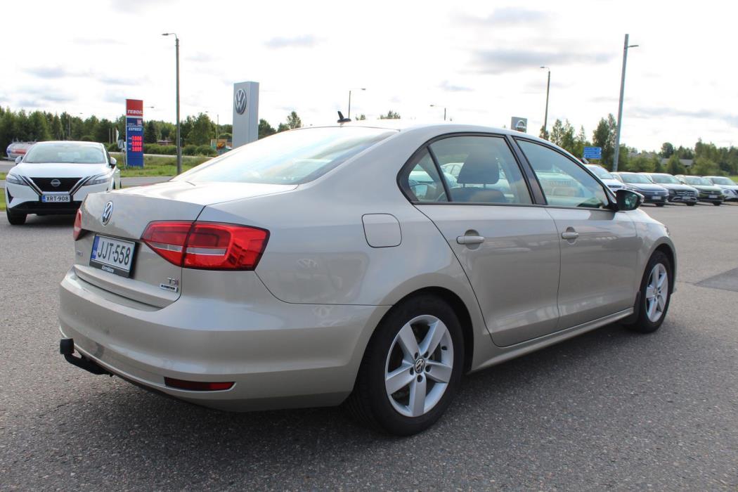 VOLKSWAGEN Jetta 2015