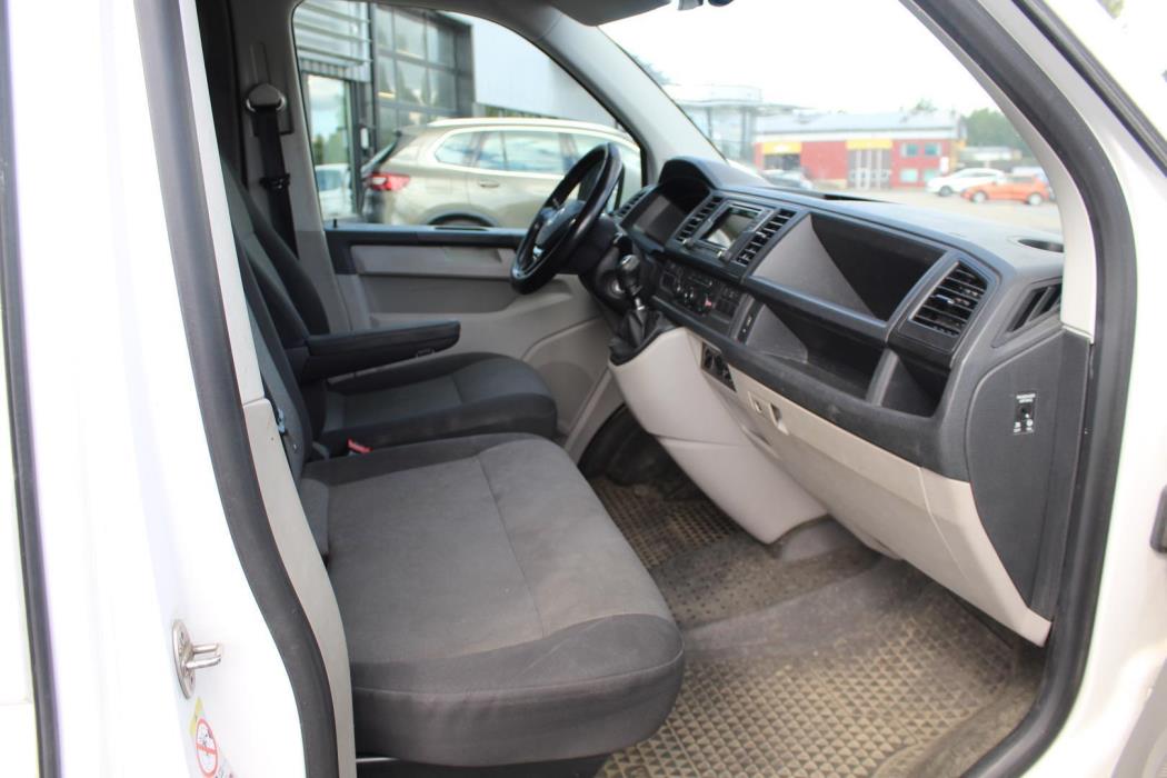 VOLKSWAGEN Transporter 2018