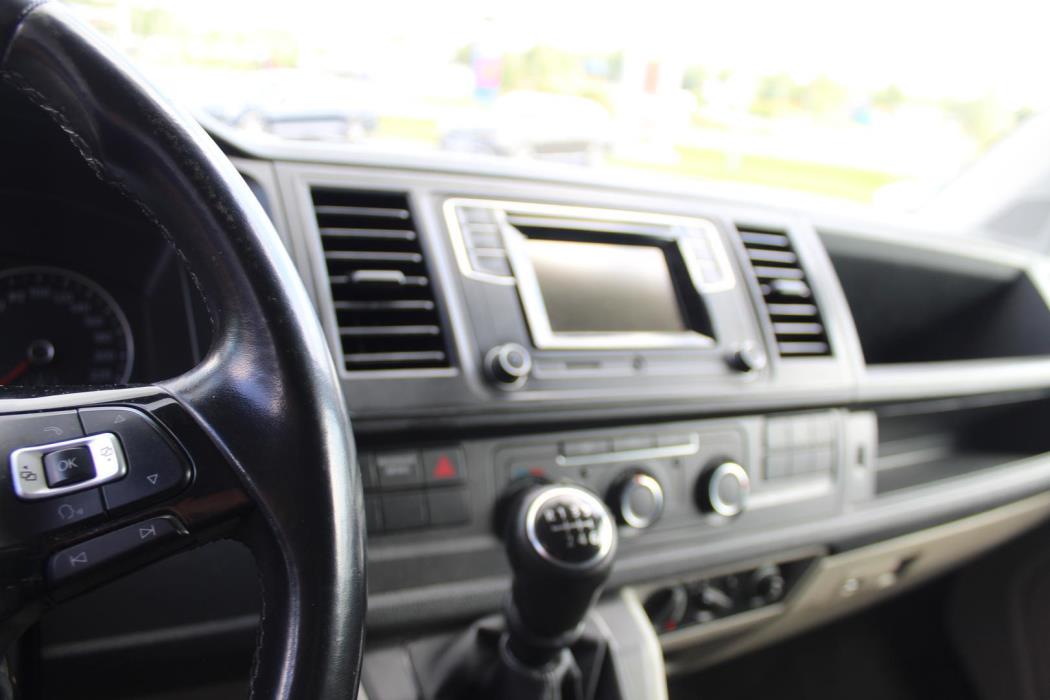 VOLKSWAGEN Transporter 2018