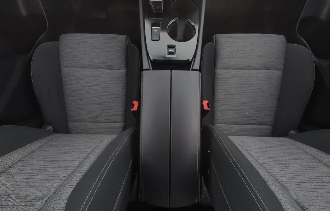 NISSAN X-Trail 2025