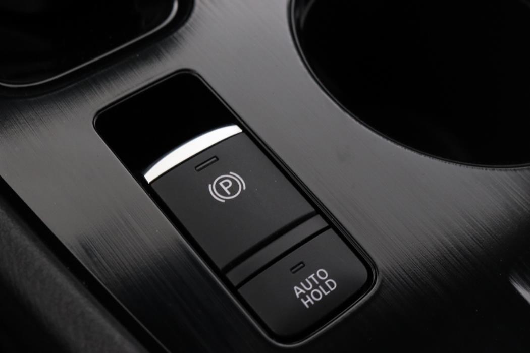 NISSAN X-Trail 2025