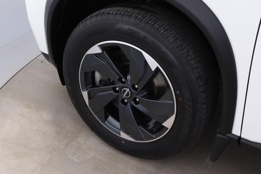 NISSAN X-Trail 2025