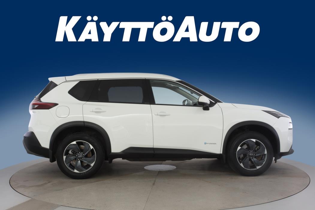 NISSAN X-Trail 2025