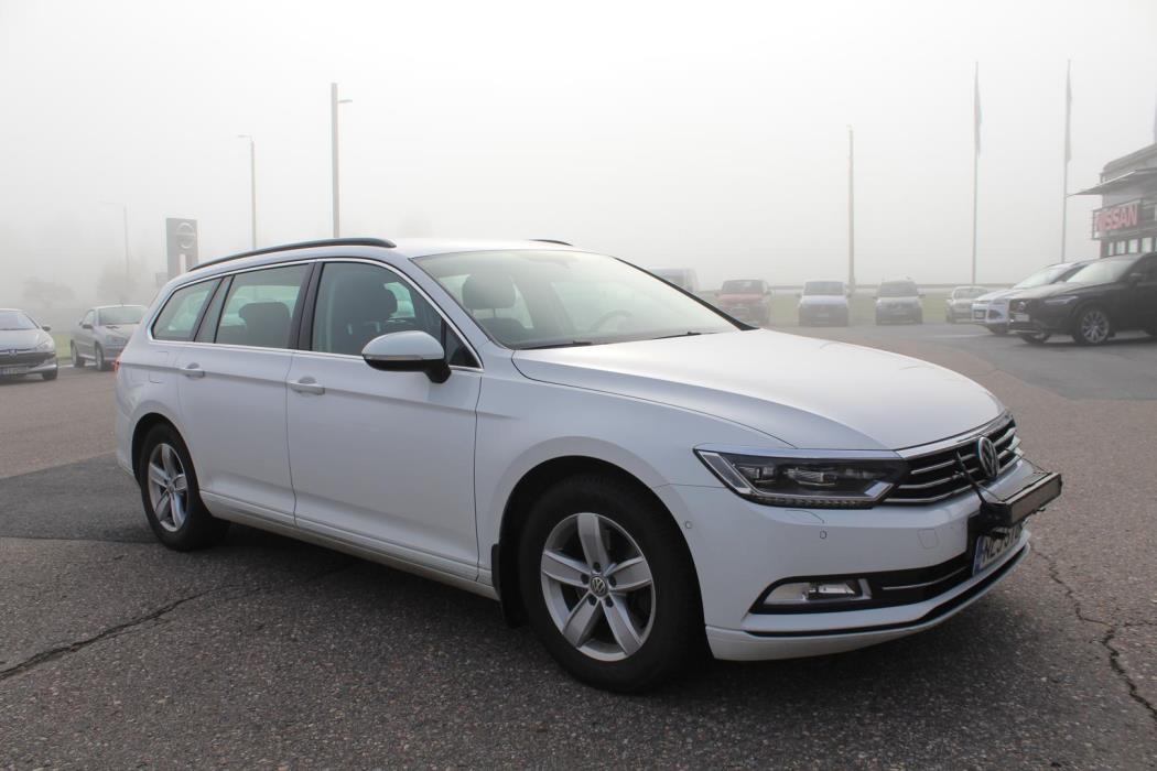 VOLKSWAGEN Passat 2019