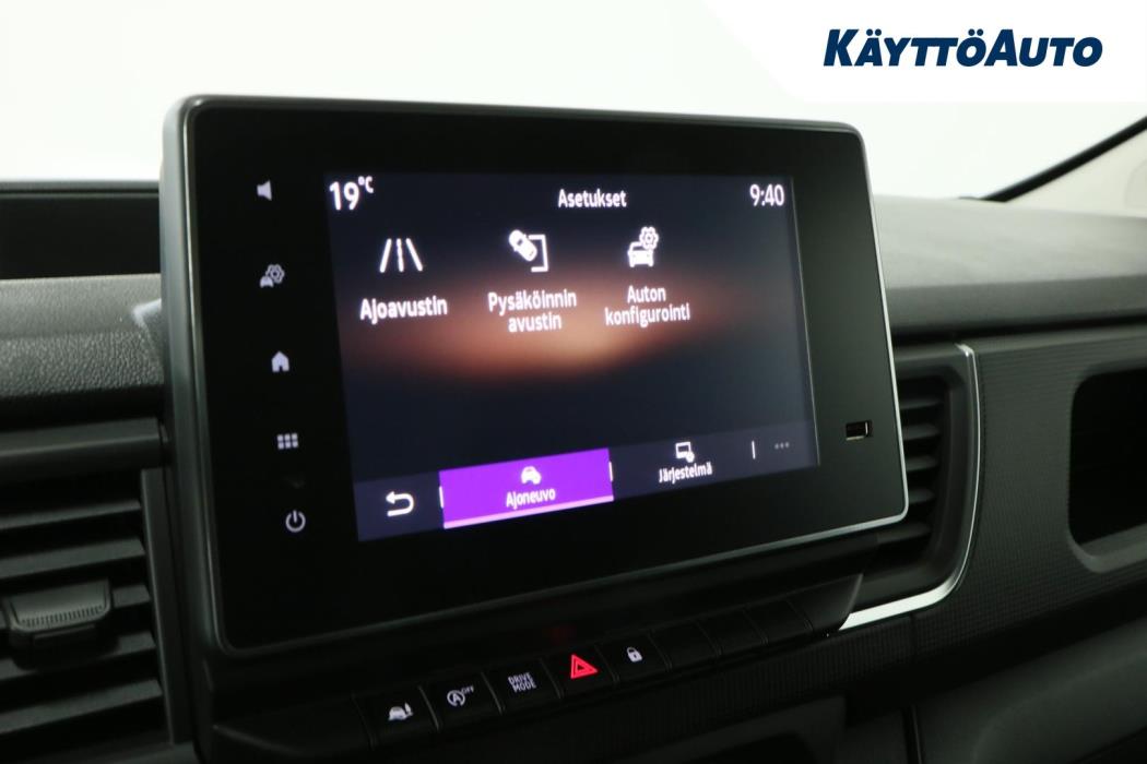 NISSAN Primastar 2023