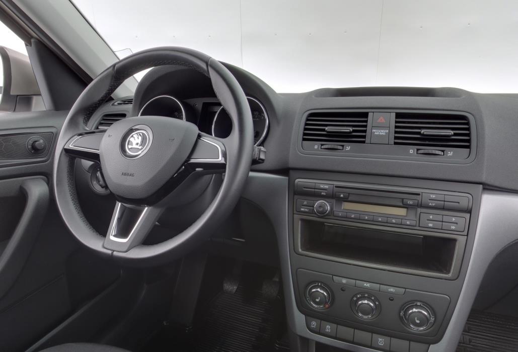 SKODA Yeti 2016