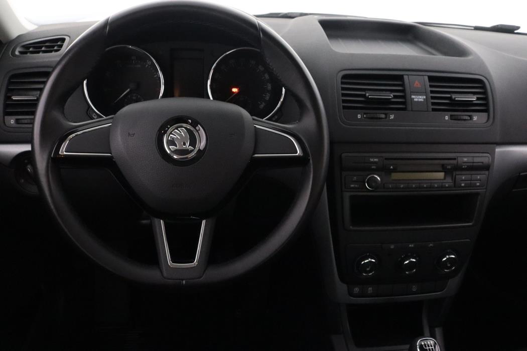 SKODA Yeti 2016