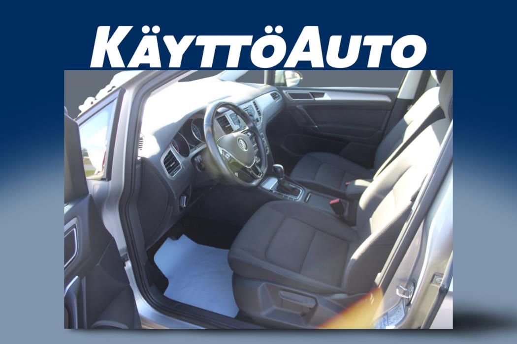 VOLKSWAGEN Golf Sportsvan 2015