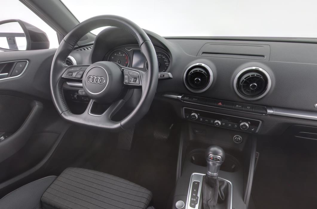 AUDI A3 2018