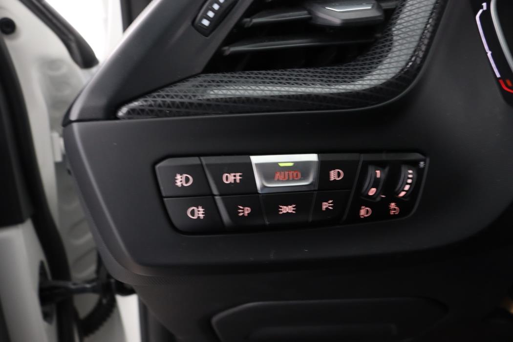 BMW 118 2021