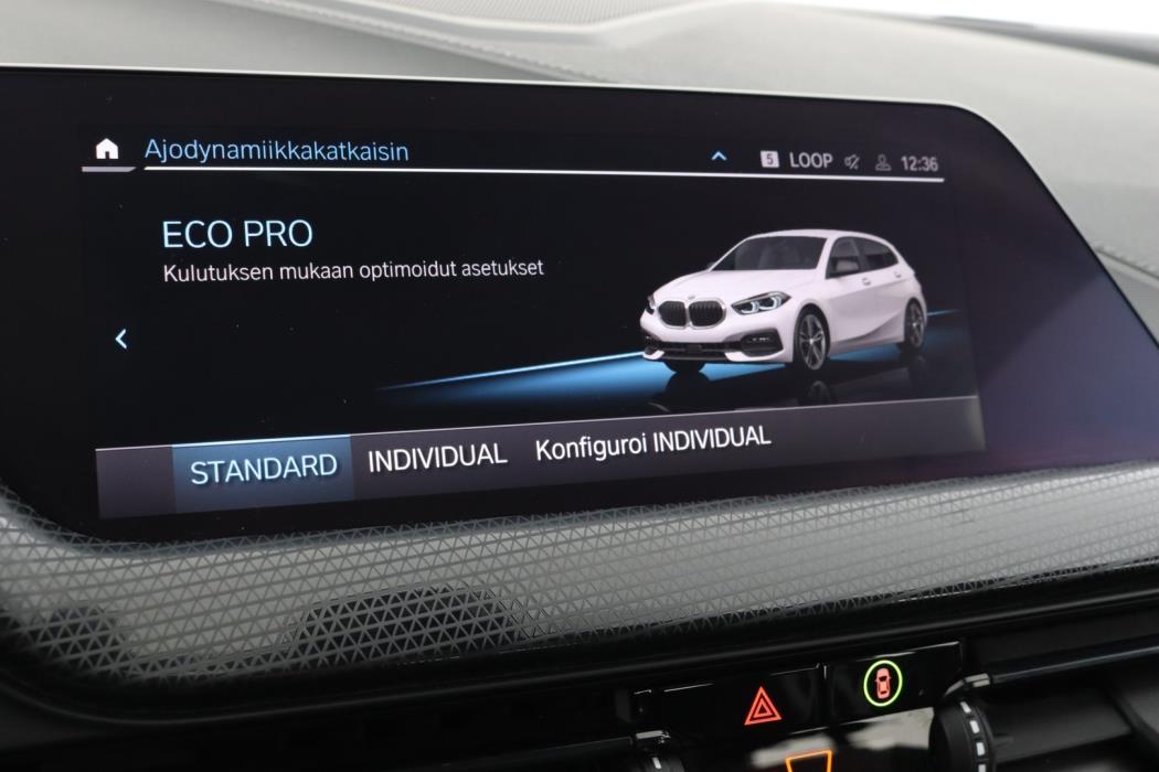BMW 118 2021