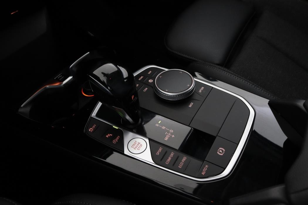 BMW 118 2021