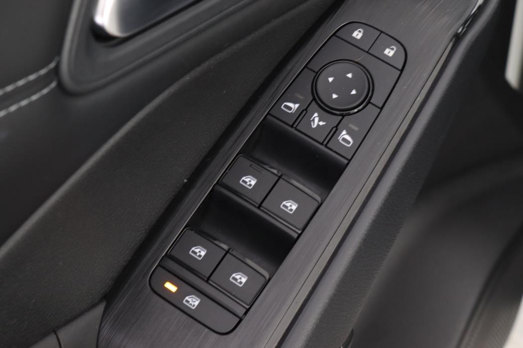 NISSAN Qashqai 2023