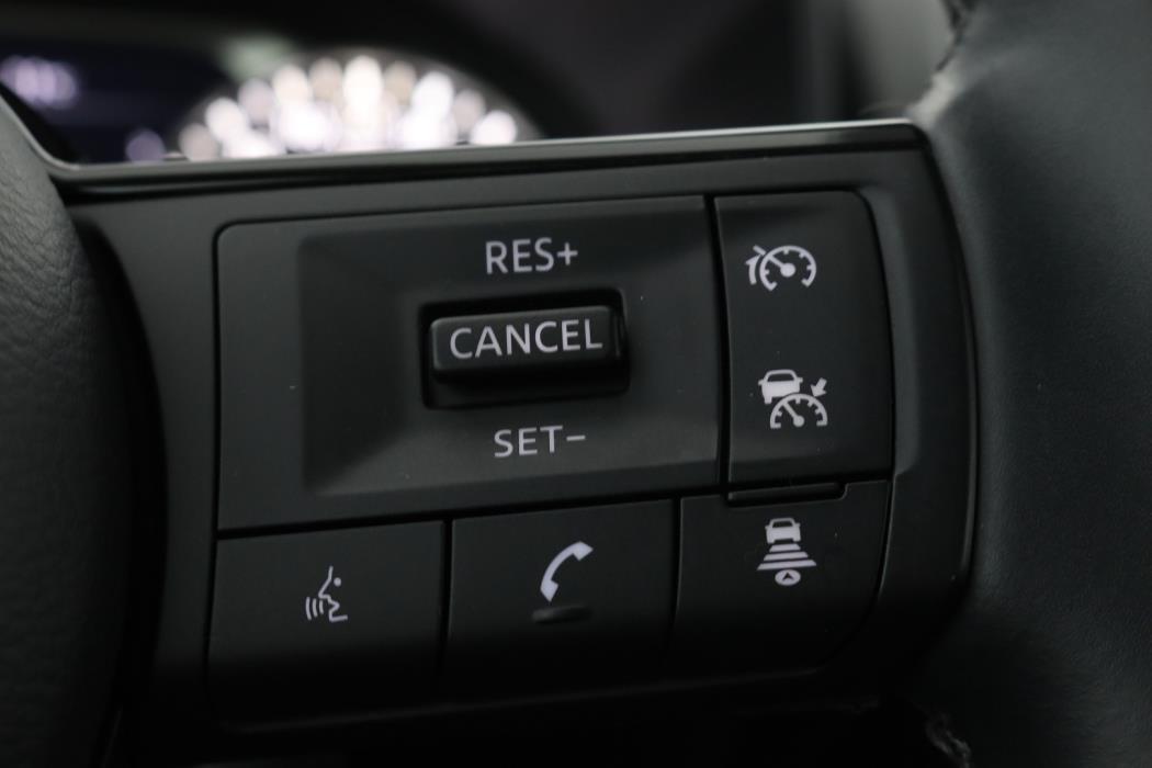 NISSAN Qashqai 2023