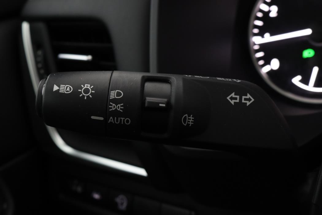NISSAN Qashqai 2023