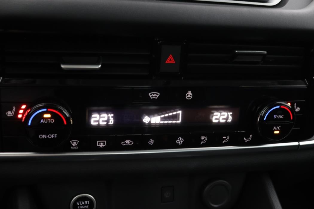 NISSAN Qashqai 2023