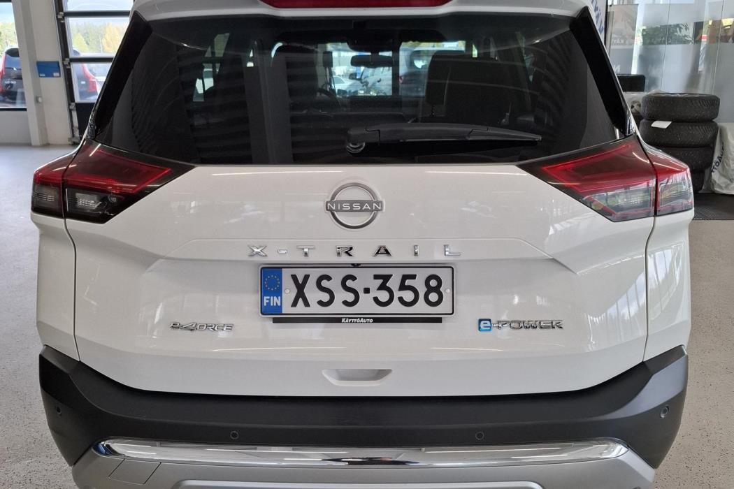 NISSAN X-Trail 2024