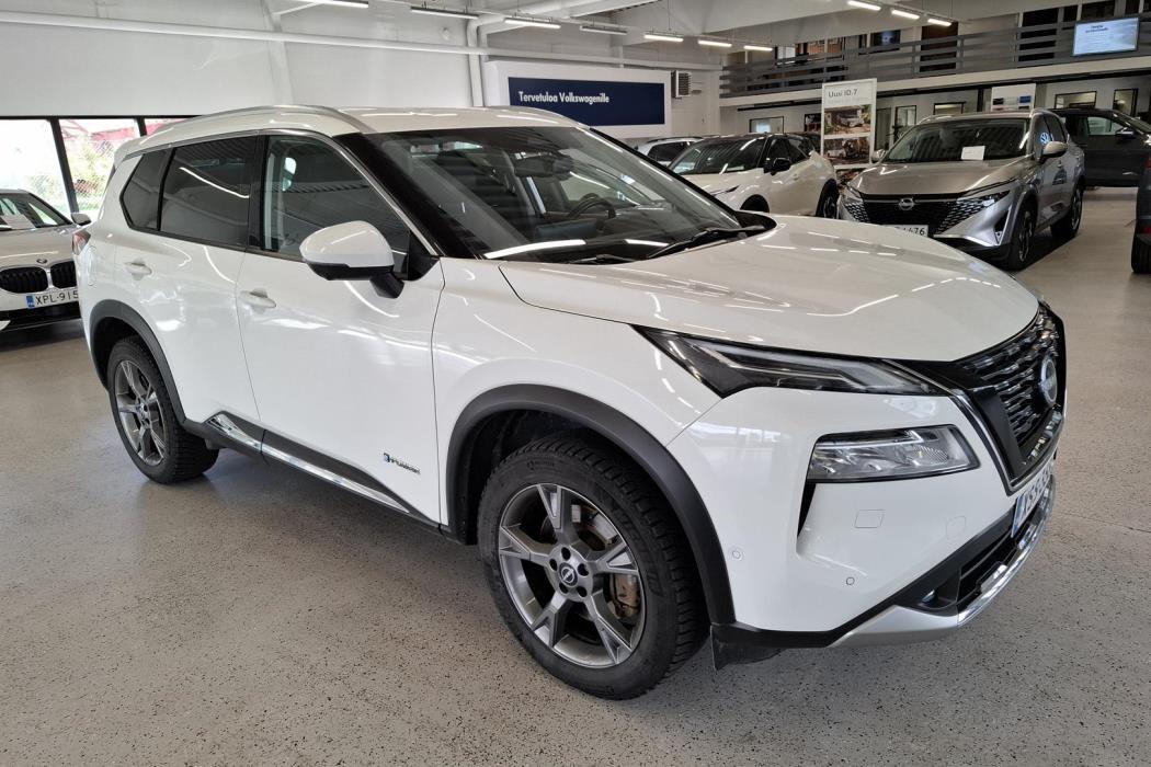 NISSAN X-Trail 2024