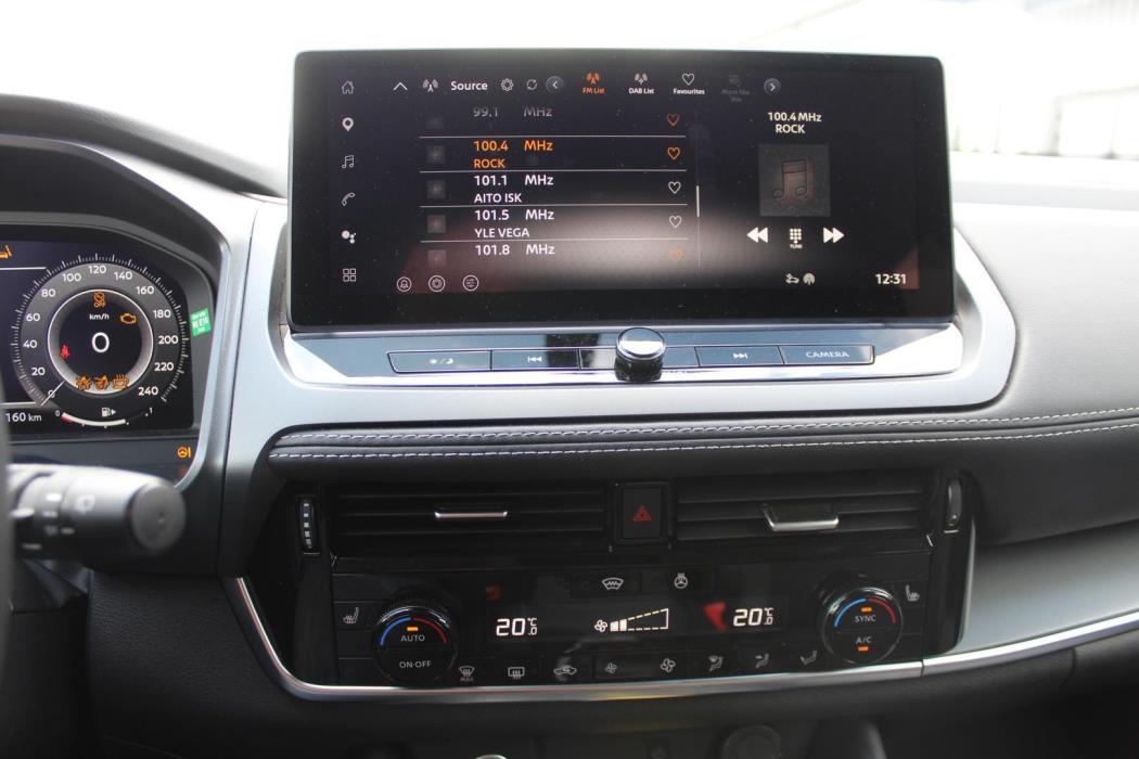 NISSAN Qashqai 2025