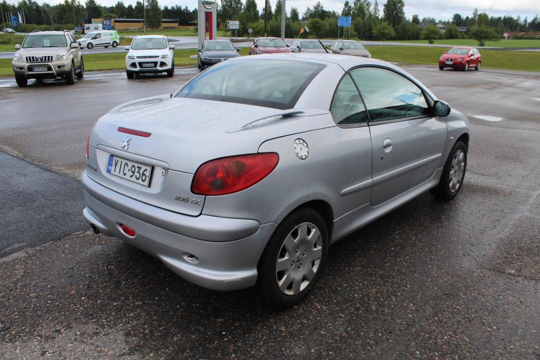 PEUGEOT 206 2005