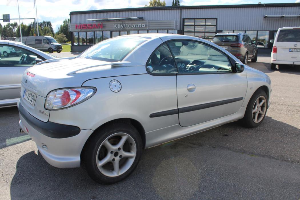 PEUGEOT 206 2003