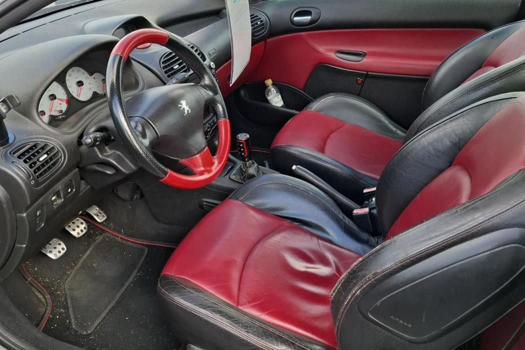 PEUGEOT 206 2003