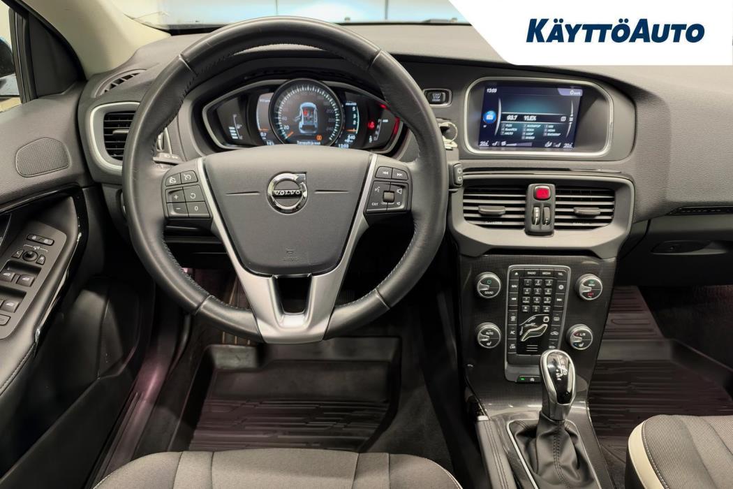 VOLVO V40 Cross Country 2019