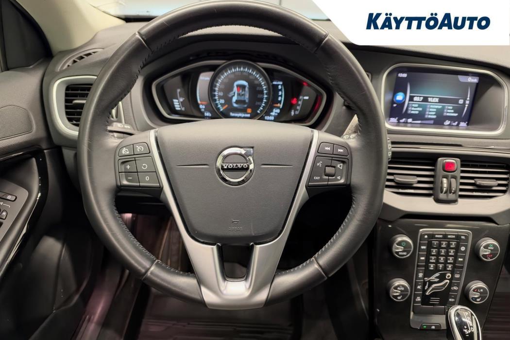 VOLVO V40 Cross Country 2019