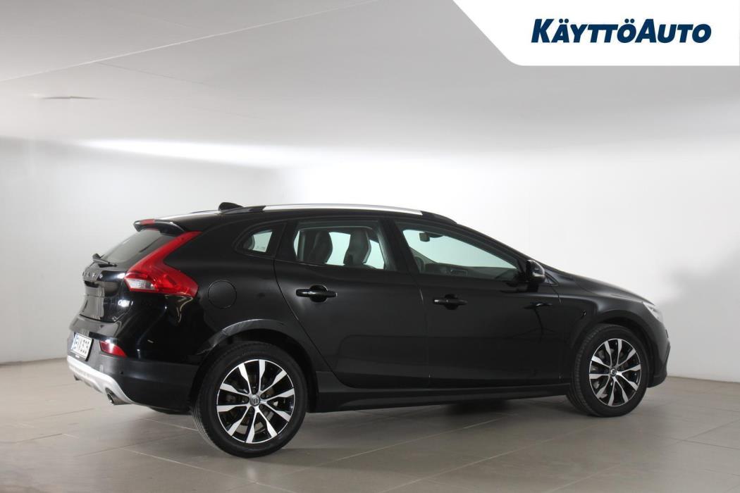 VOLVO V40 Cross Country 2019