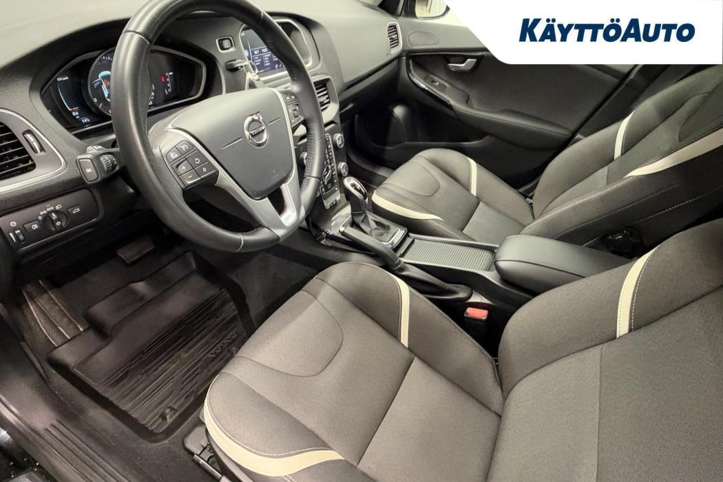 VOLVO V40 Cross Country 2019